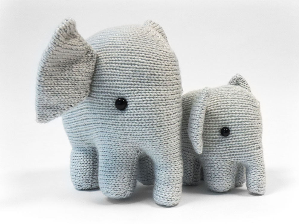 Deramores Mummy and Baby Elephant Toy Knitting Pattern