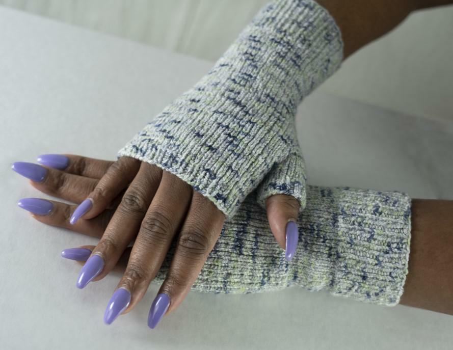 Cascade Yarns DK Everyday EZ Fingerless Mittens Knitting