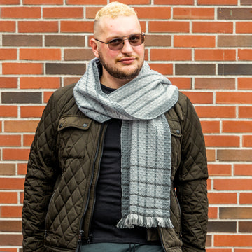Valley Yarns #214 La Neige Scarf