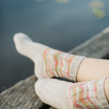 SweetGeorgia Petal Socks PDF