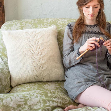 Berroco Pavo Cushion Knitting Pattern