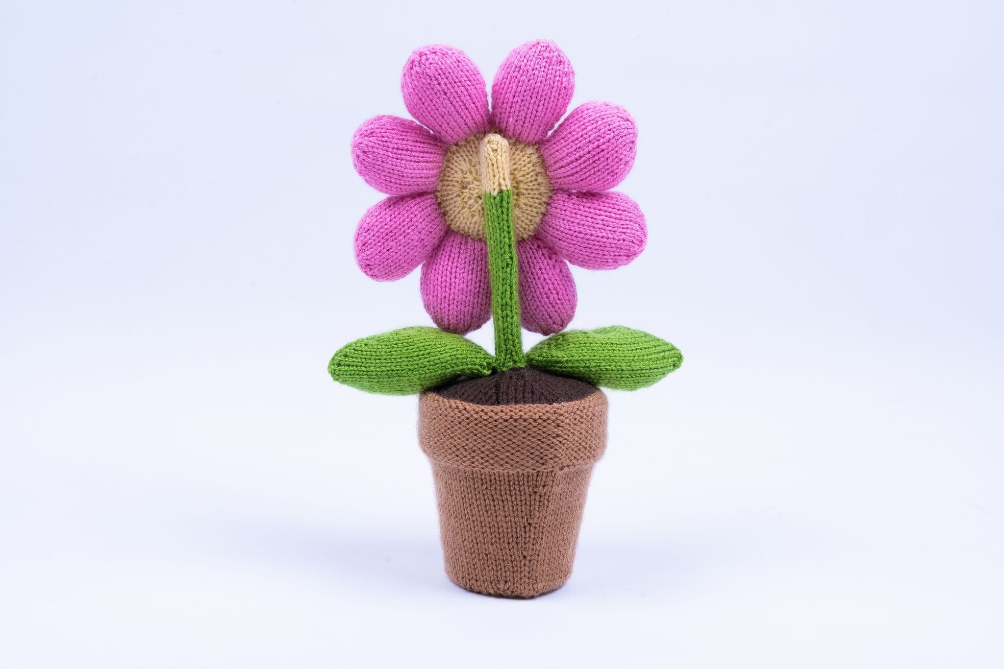 Deramores Flower Toy Knitting Pattern