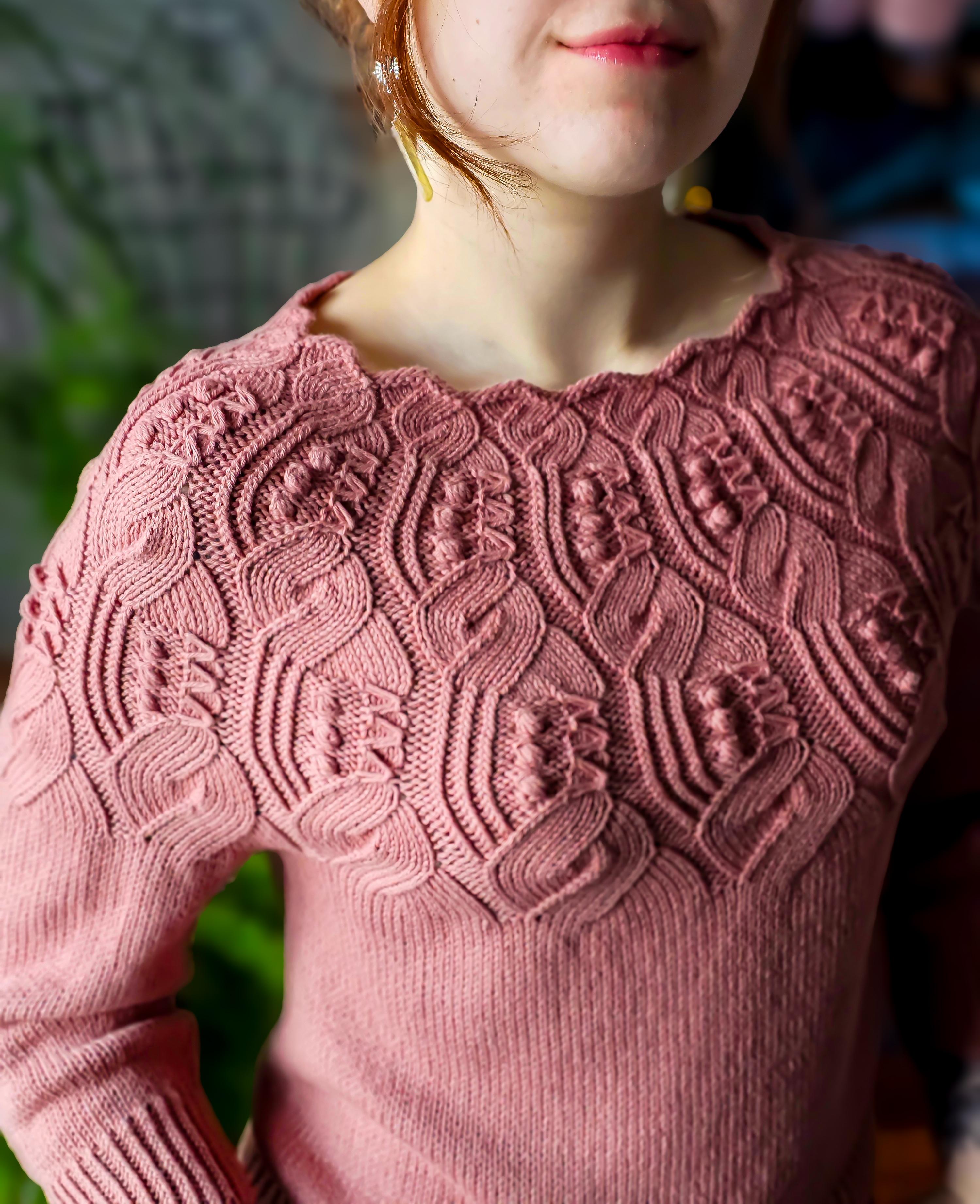 Vivrelle Sweater