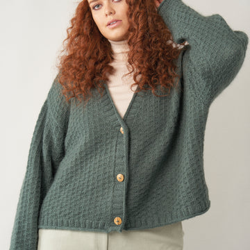 Halley Cardigan Knitting Pattern