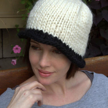 Scallop Brim Hat Knitting Pattern