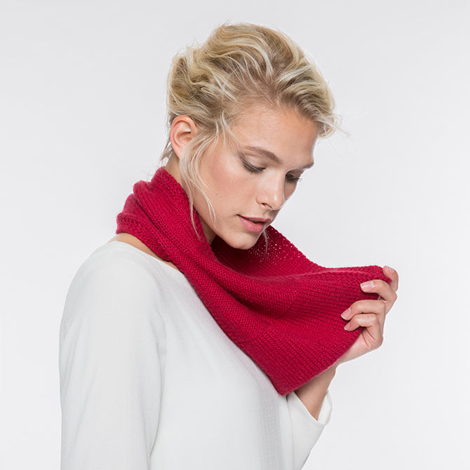 Shibui Knits Stanza Cowl Knitting Pattern