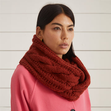 Debbie Bliss Super Chunky Cowl Knitting Pattern