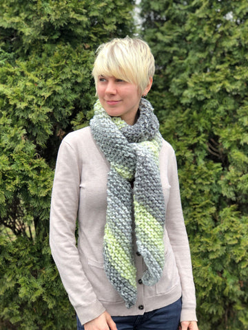 Diagonal Scarf  in Plymouth Yarn Mega Cakes - F859 - PDF