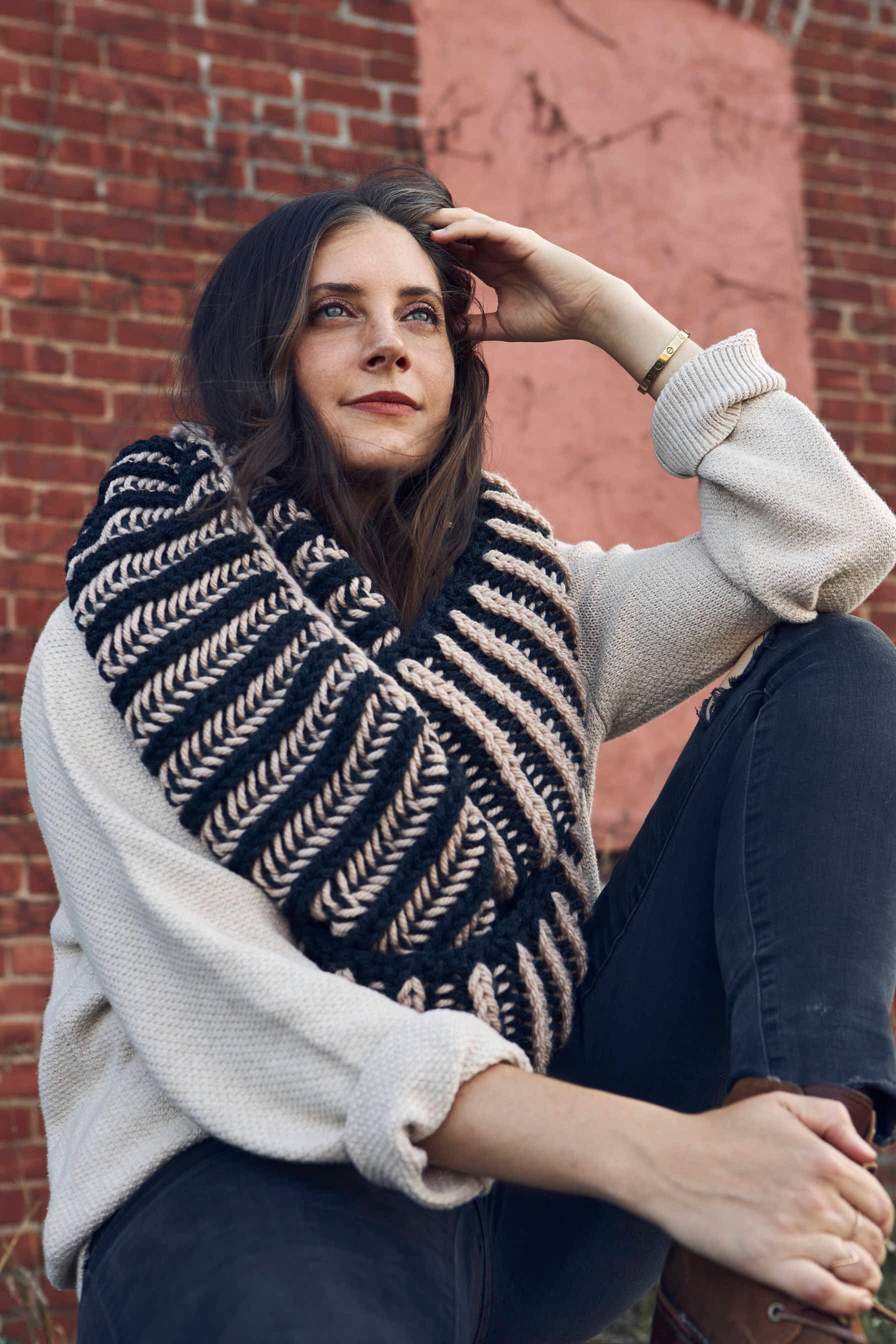 Illusionist Infinity Scarf Knitting Pattern