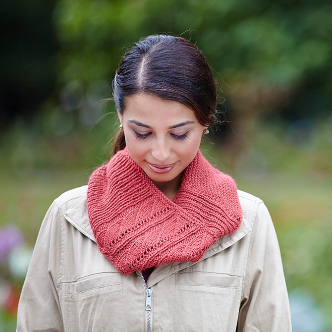Valley Yarns Norwich Cowl Knitting Pattern