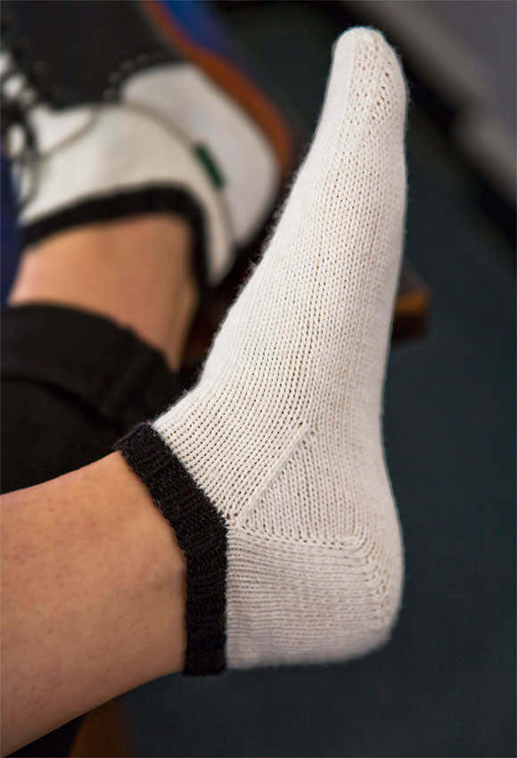 Footie Socks Knitting Pattern