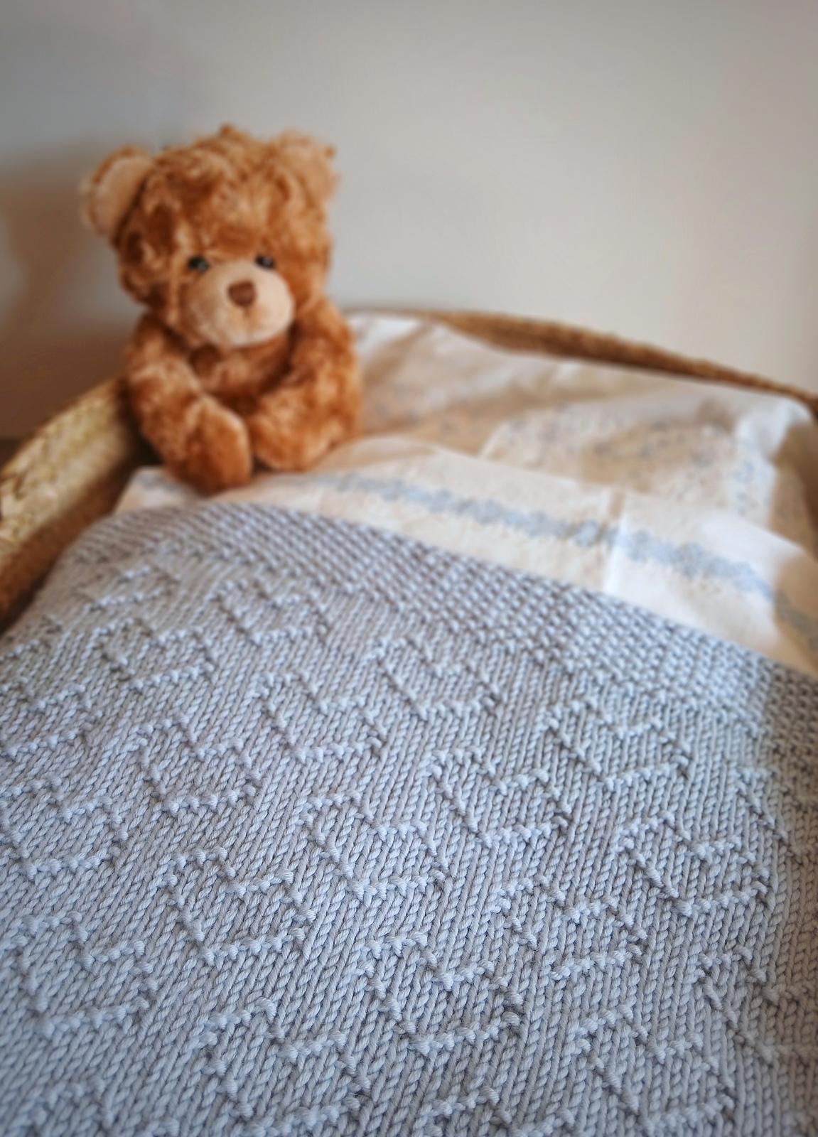 Tiny Heart Blanket