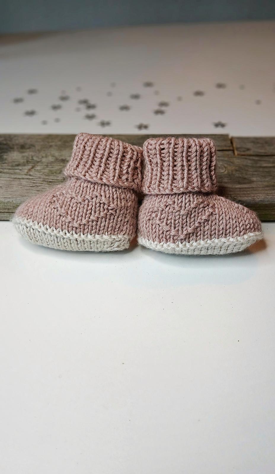 Tiny Heart Booties for babies