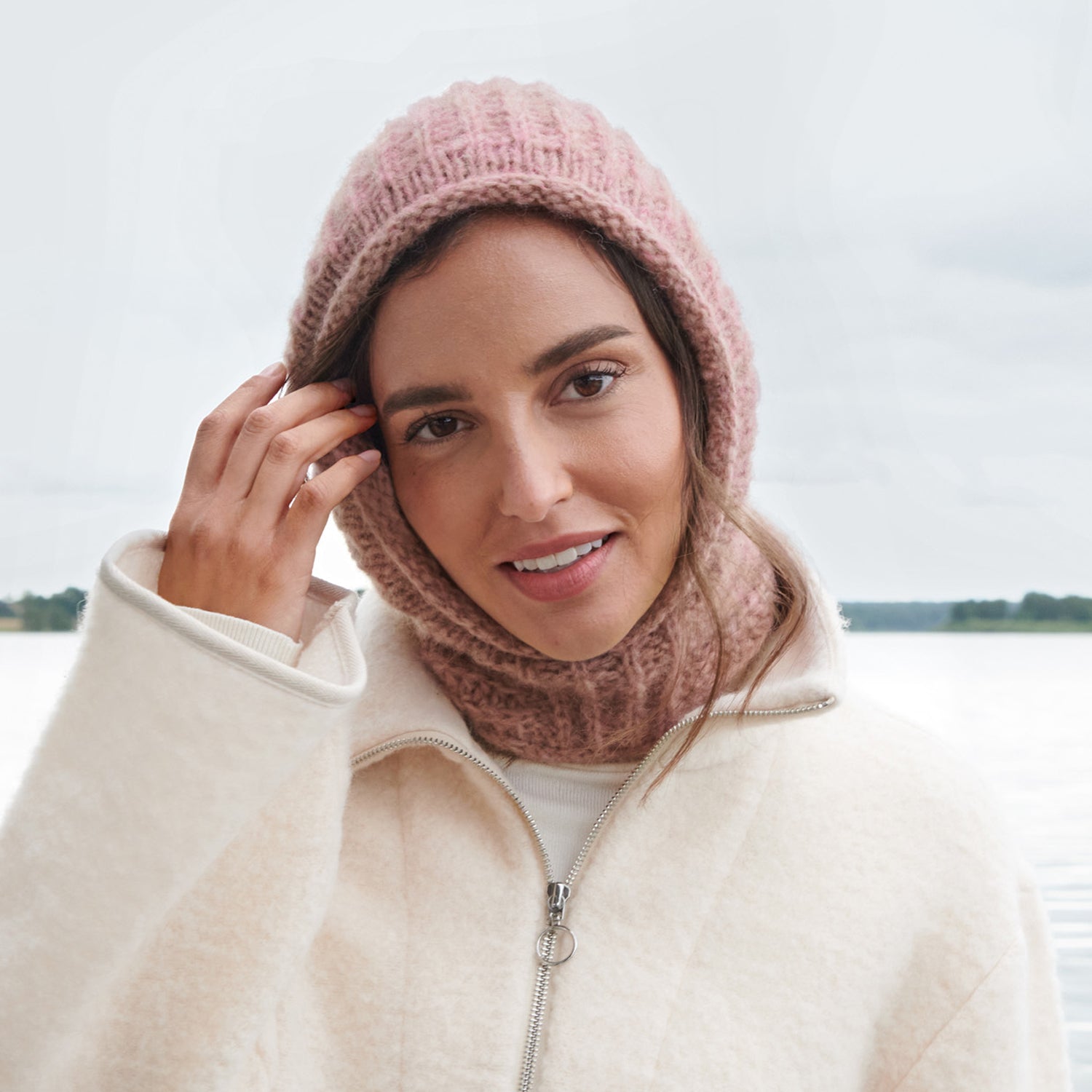 Lana Grossa Hooded Cowl Knitting Pattern