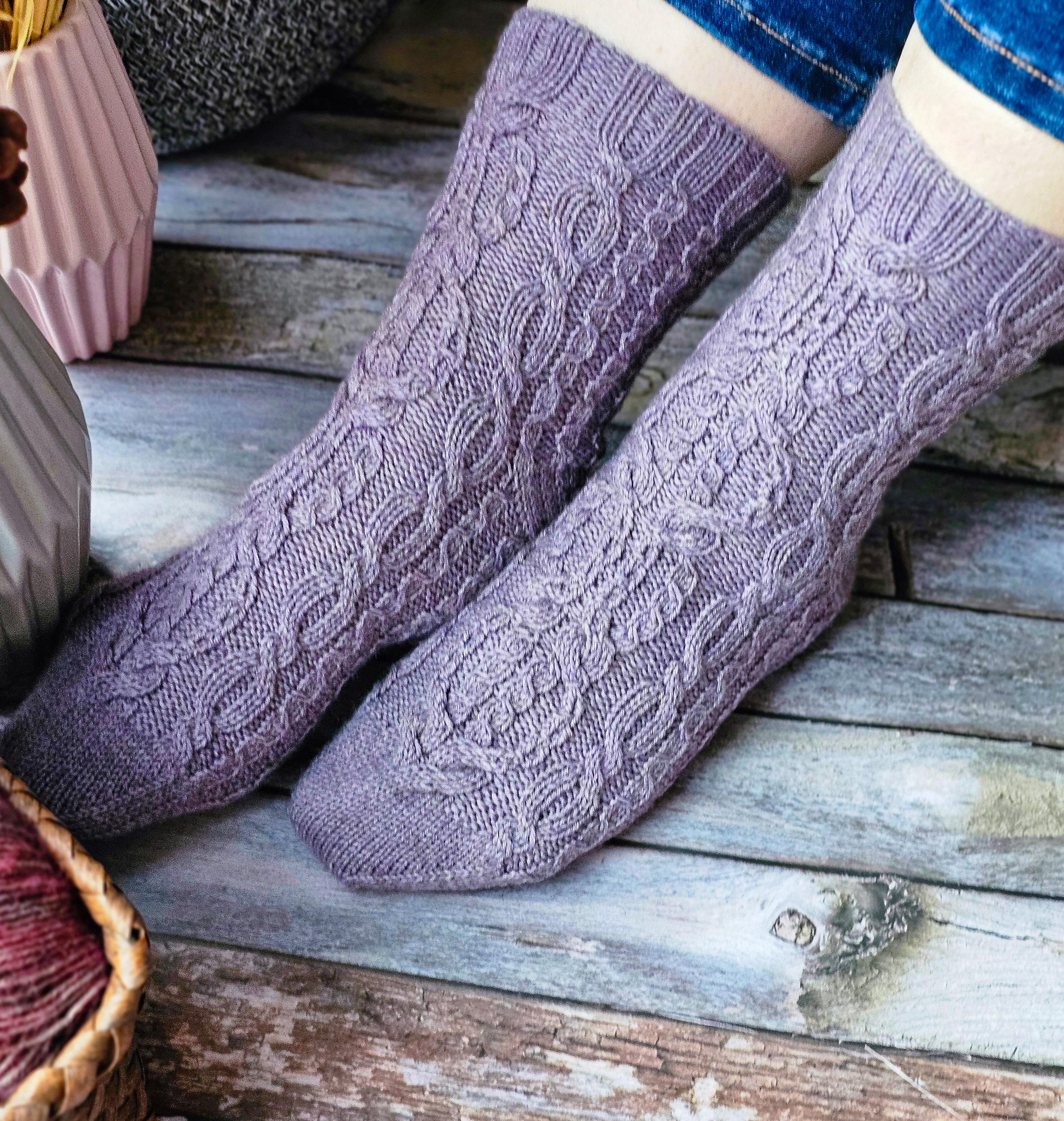 Twirlace Socks