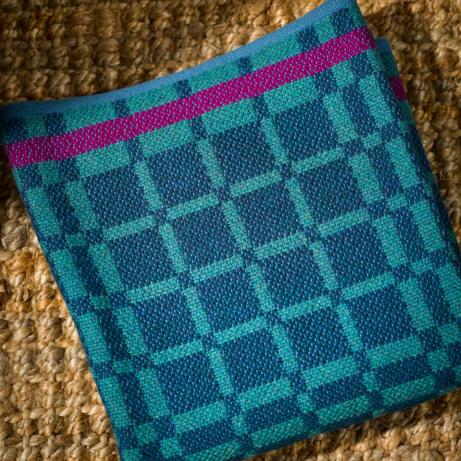 Valley Yarns #196 Northampton Blanket