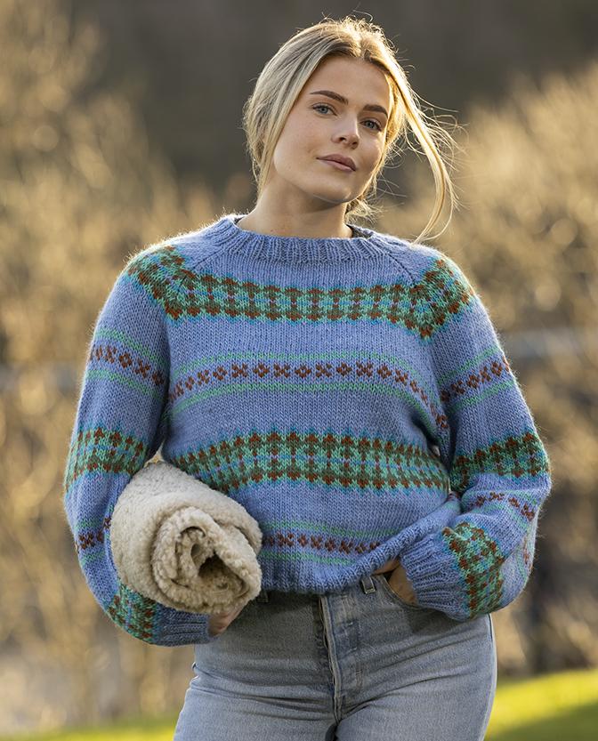 Olalia Sweater in Blue Viking Garn Viking Wool