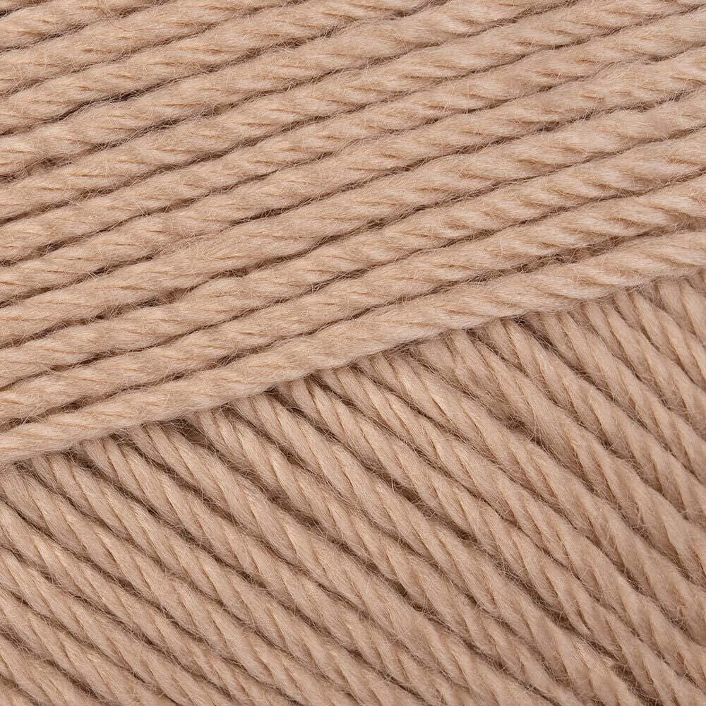 Deramores Studio DK Yarn - Acrylic DK