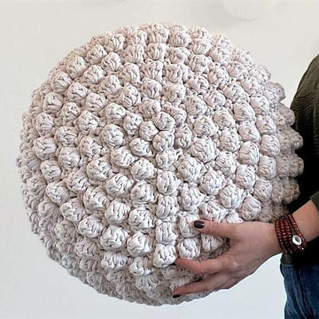 T-Shirt yarn Bobble Pouffe
