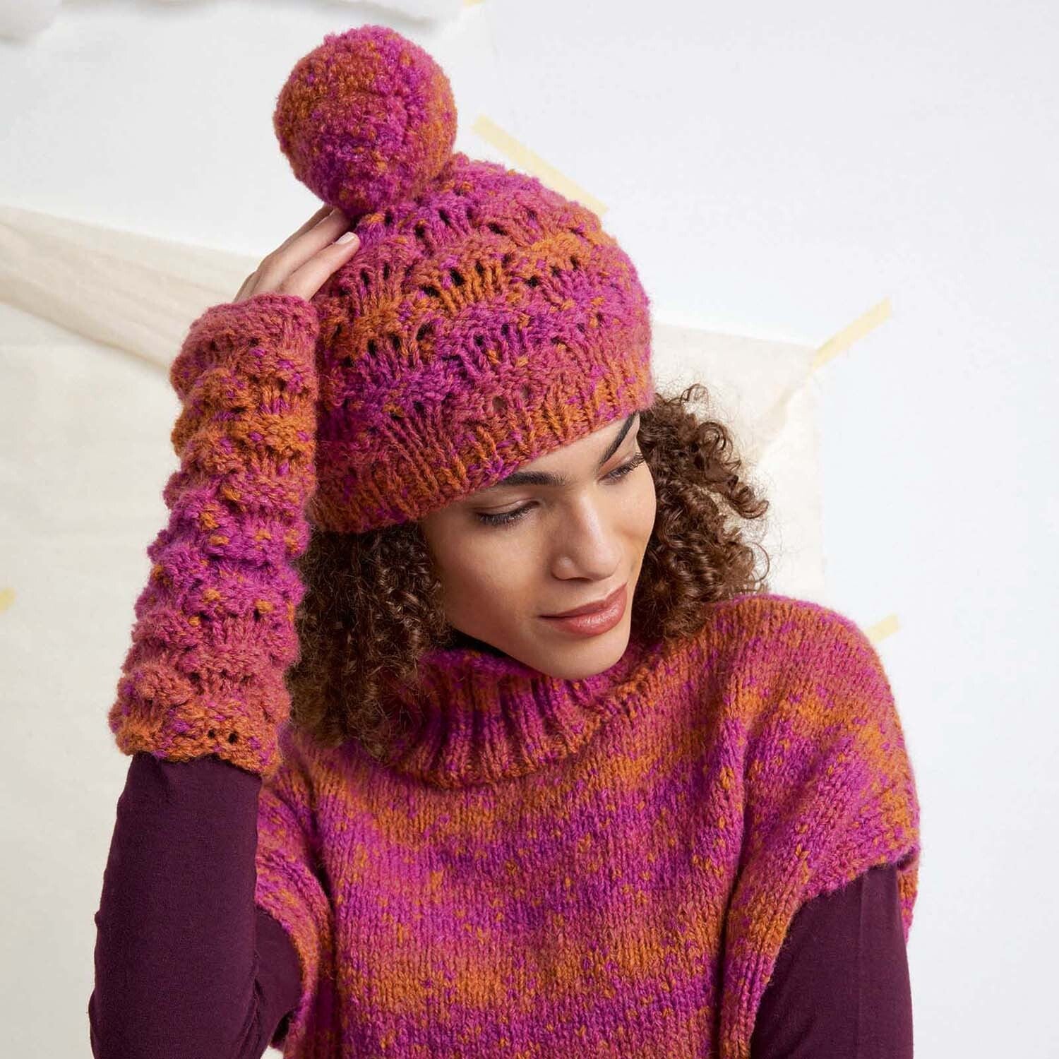 Lang PTO43-09 Wrist Warmers Gloves Knitting Pattern