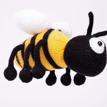 Deramores Honey the Bee Toy Knitting Pattern