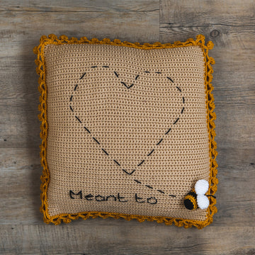 Deramores Meant to Bee Cushion Crochet Pattern