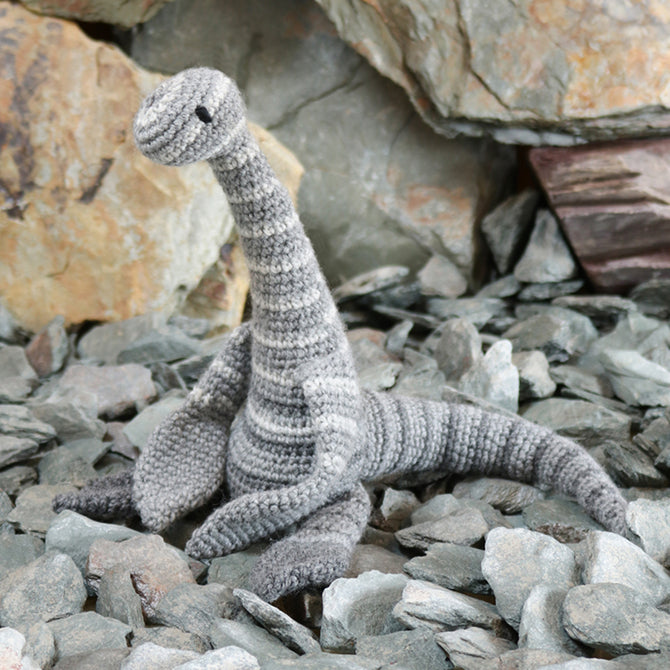 Toft Toft Quarterly - Dinosaurs: 15 Crochet Dinosaur Patterns