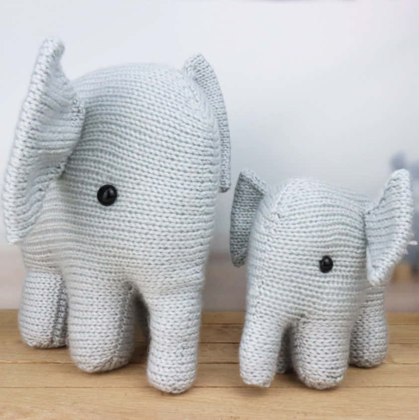 Deramores Mummy and Baby Elephant Toy Knitting Pattern