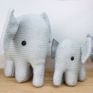 Deramores Mummy and Baby Elephant Toy Knitting Pattern