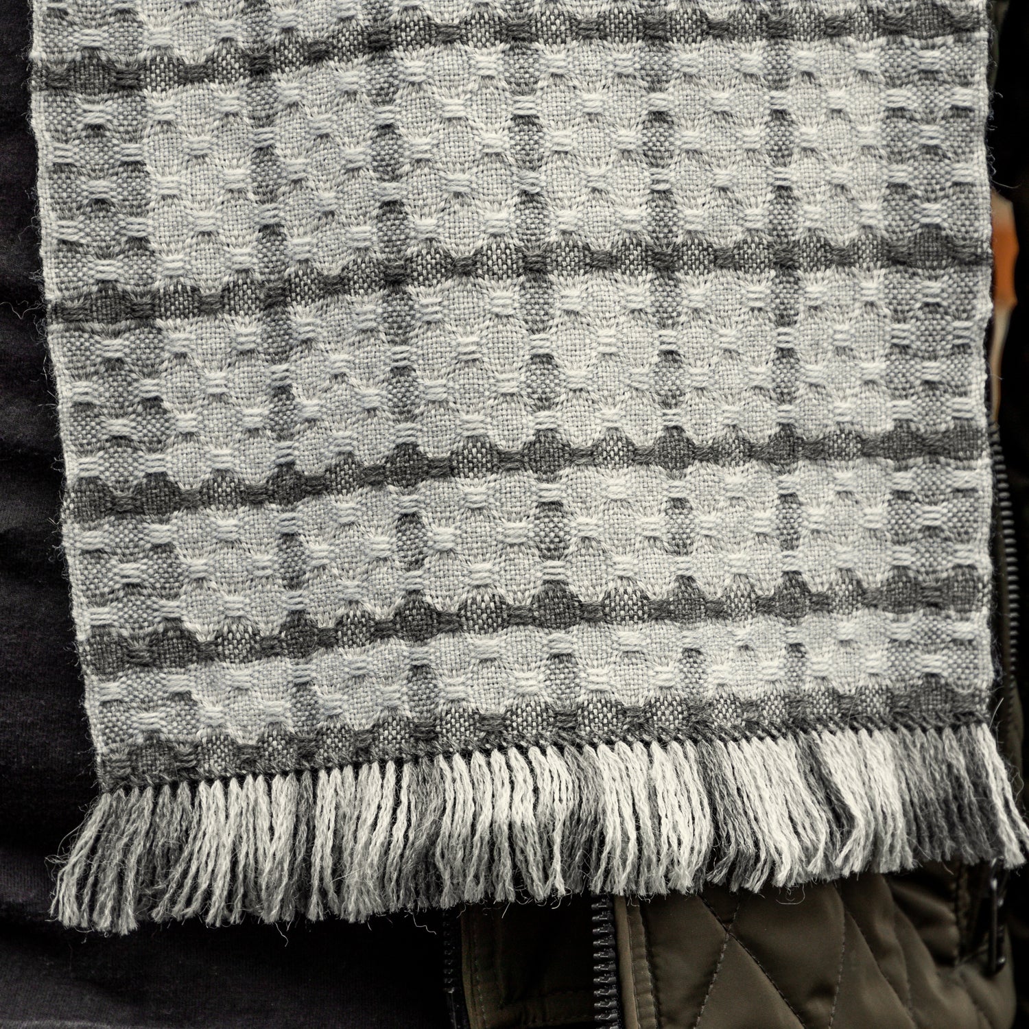 Valley Yarns #214 La Neige Scarf