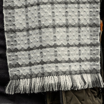 Valley Yarns #214 La Neige Scarf