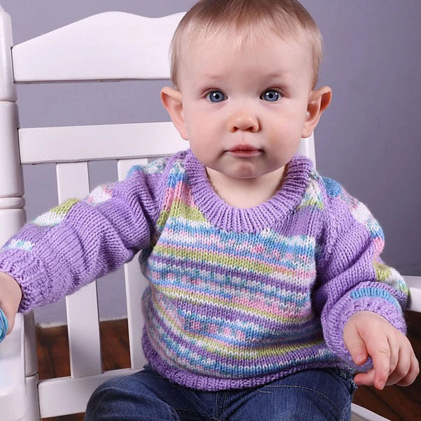 Plymouth Yarn Baby's Raglan Pullover in Dreambaby DK Paintpot