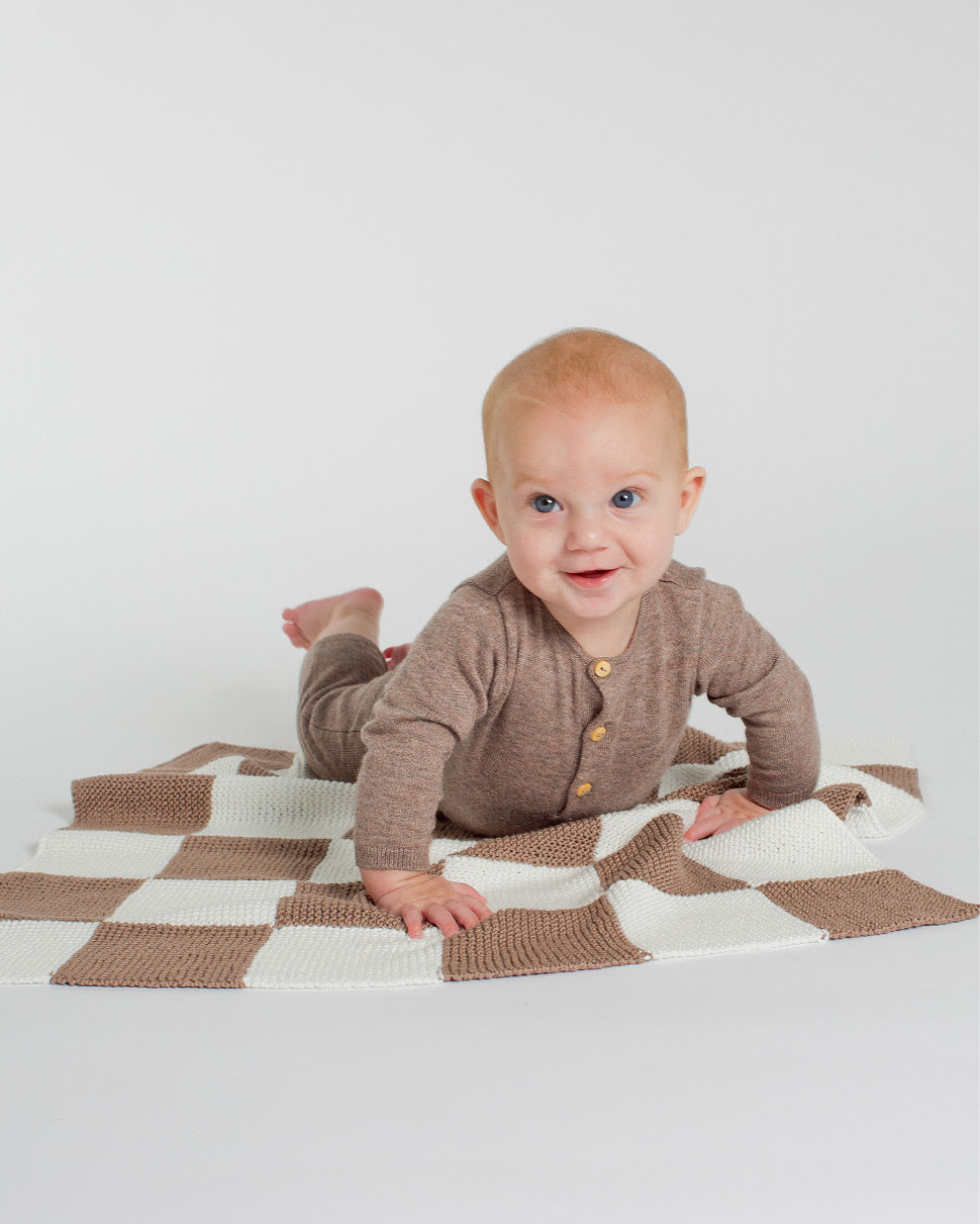 MillaMia Sova Blanket Knitting Pattern