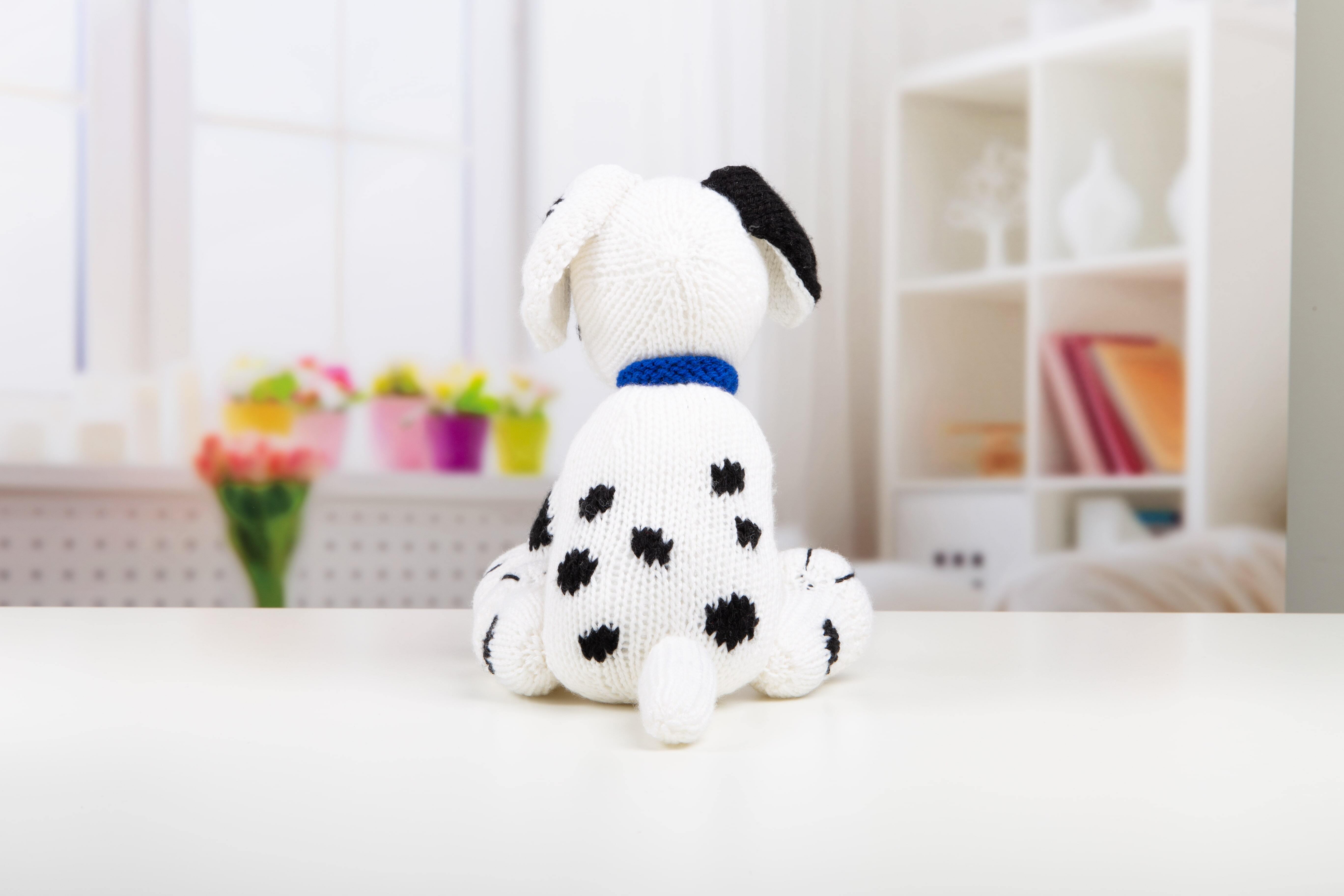 Deramores Dalmatian Toy Knitting Pattern