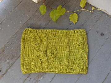 Tuscan Leaves Cowl