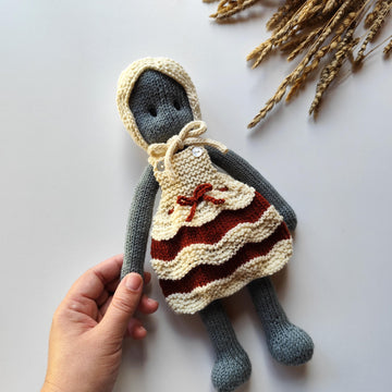 Clothes for The Oak Folk Doll Set N