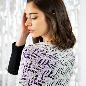 Universal Yarn Snow Dust Shawl Kit