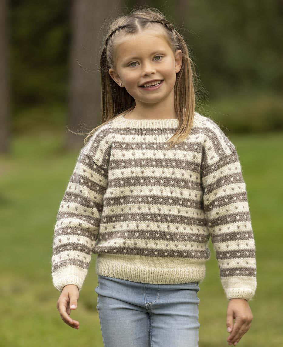 Narve Sweater In Cream in Viking Garn Viking Wool