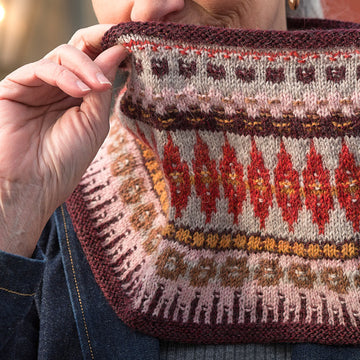 Carina Cowl Knitting Pattern