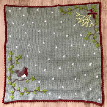 Robin and Mistletoe Christmas blanket