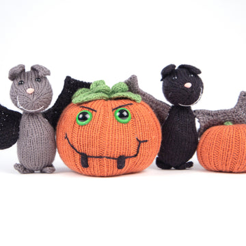Deramores Bats and Pumpkins Toy Knitting Pattern