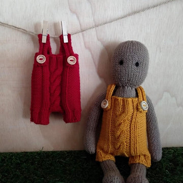 Clothes for The Oak Folk Set B
