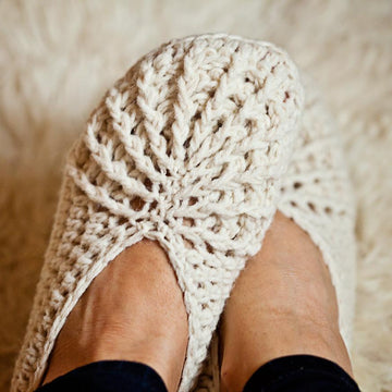 Spider slippers (adult size)