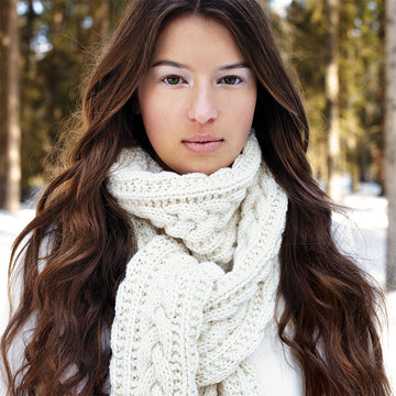 Debbie Bliss Cabled Scarf PDF