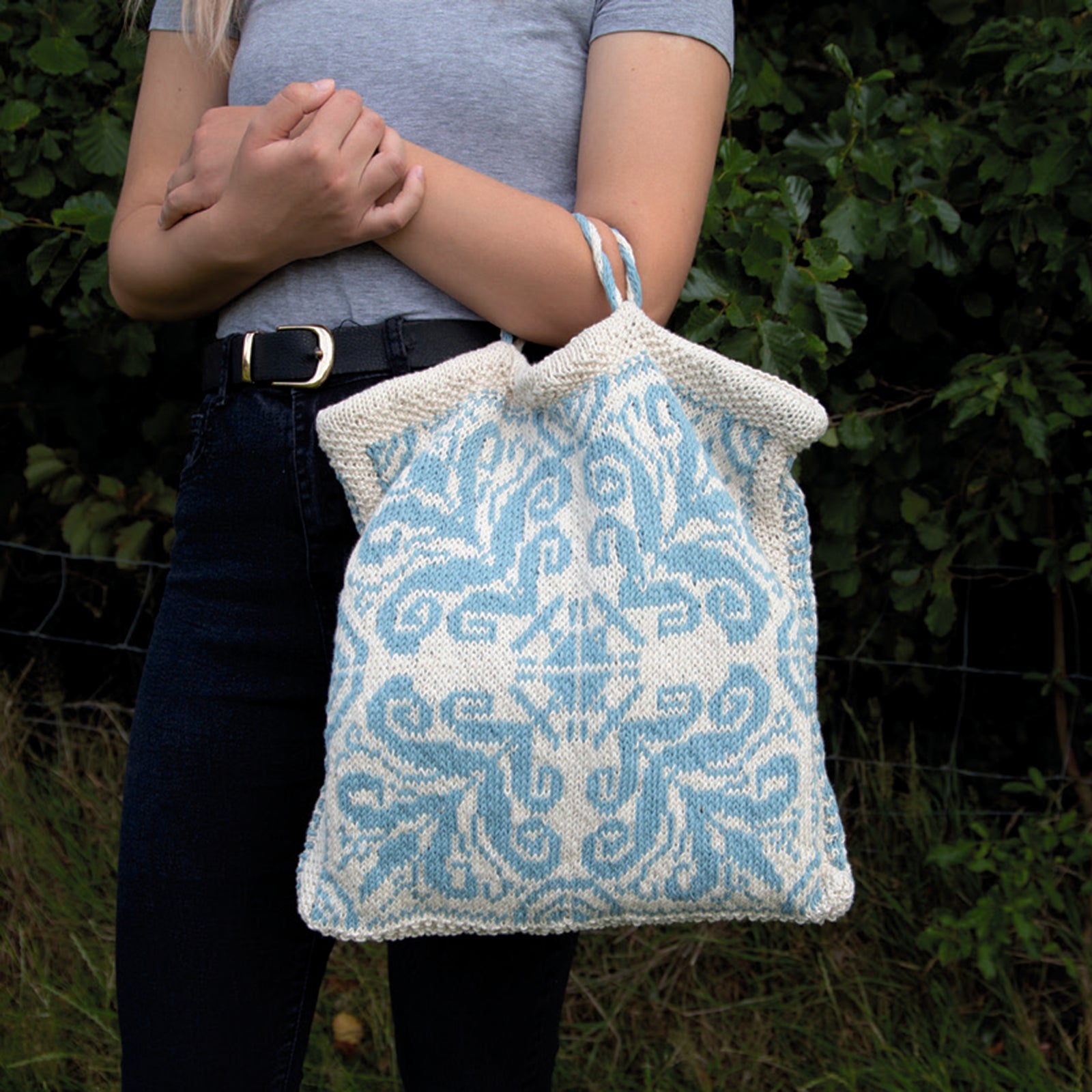 Deramores Freisland Tote Bag Knitting Pattern