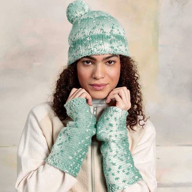 Lang PTO33-09 Wrist Warmers Gloves Knitting Pattern