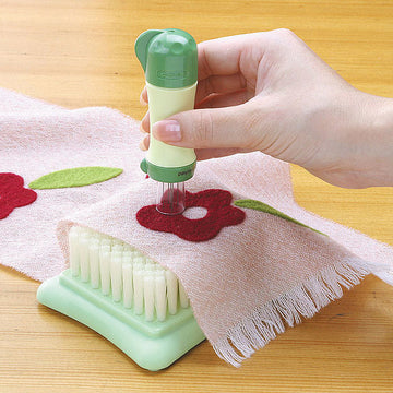 Clover Needle Felting Tool