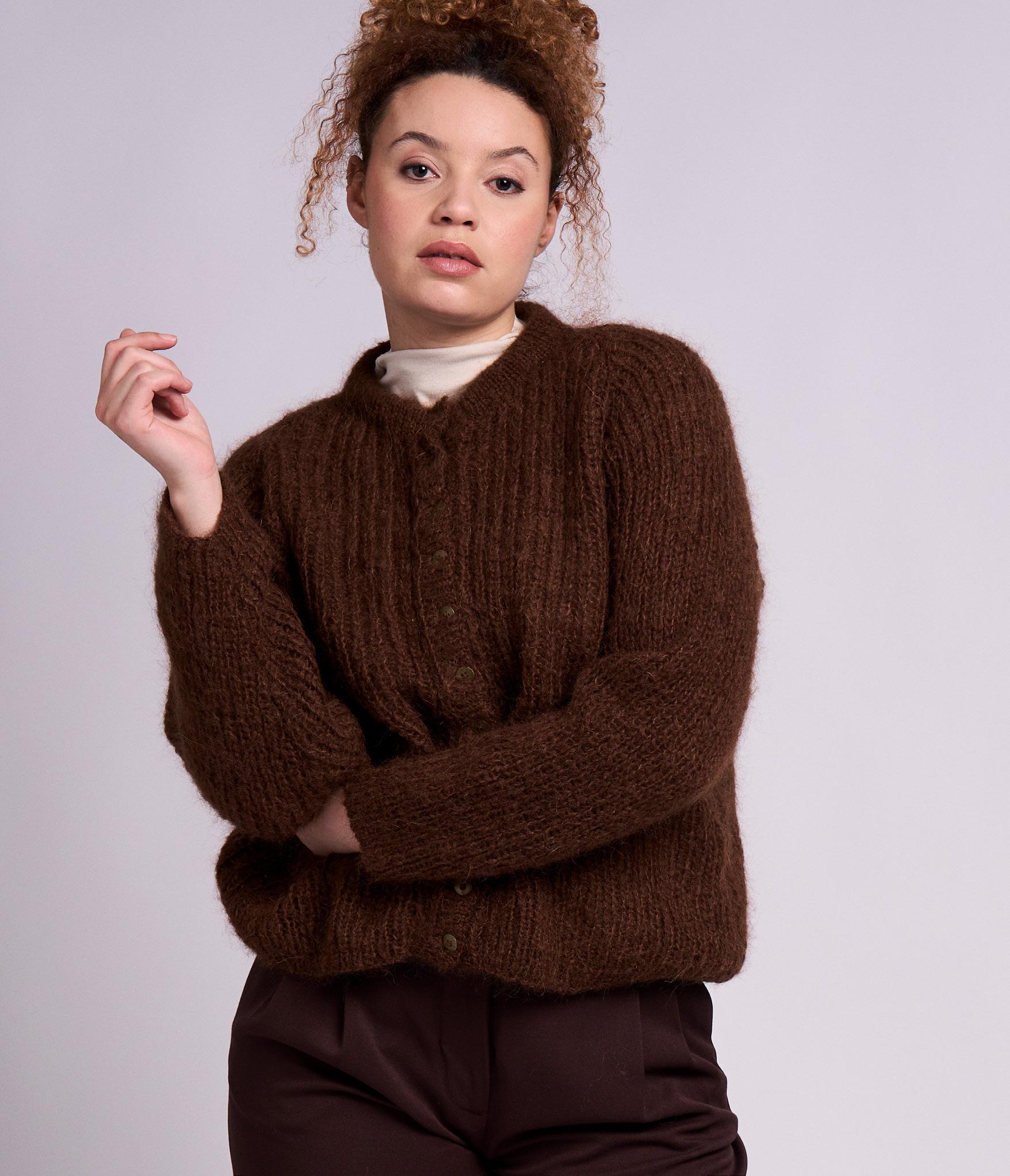 Garda Cardigan Knitting Pattern