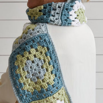 Debbie Bliss Festive Crochet Scarf Pattern