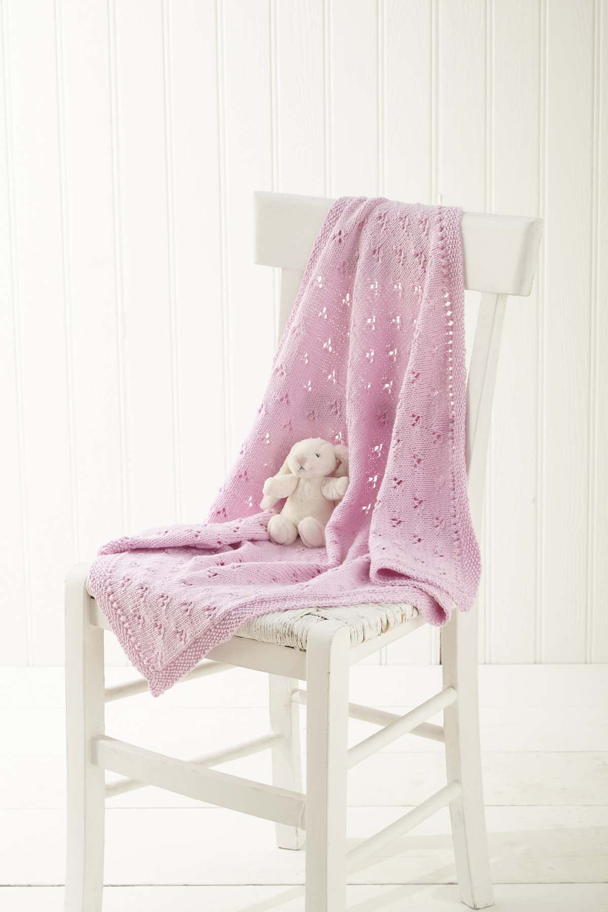 Baby's Set P6180 Knitting Pattern
